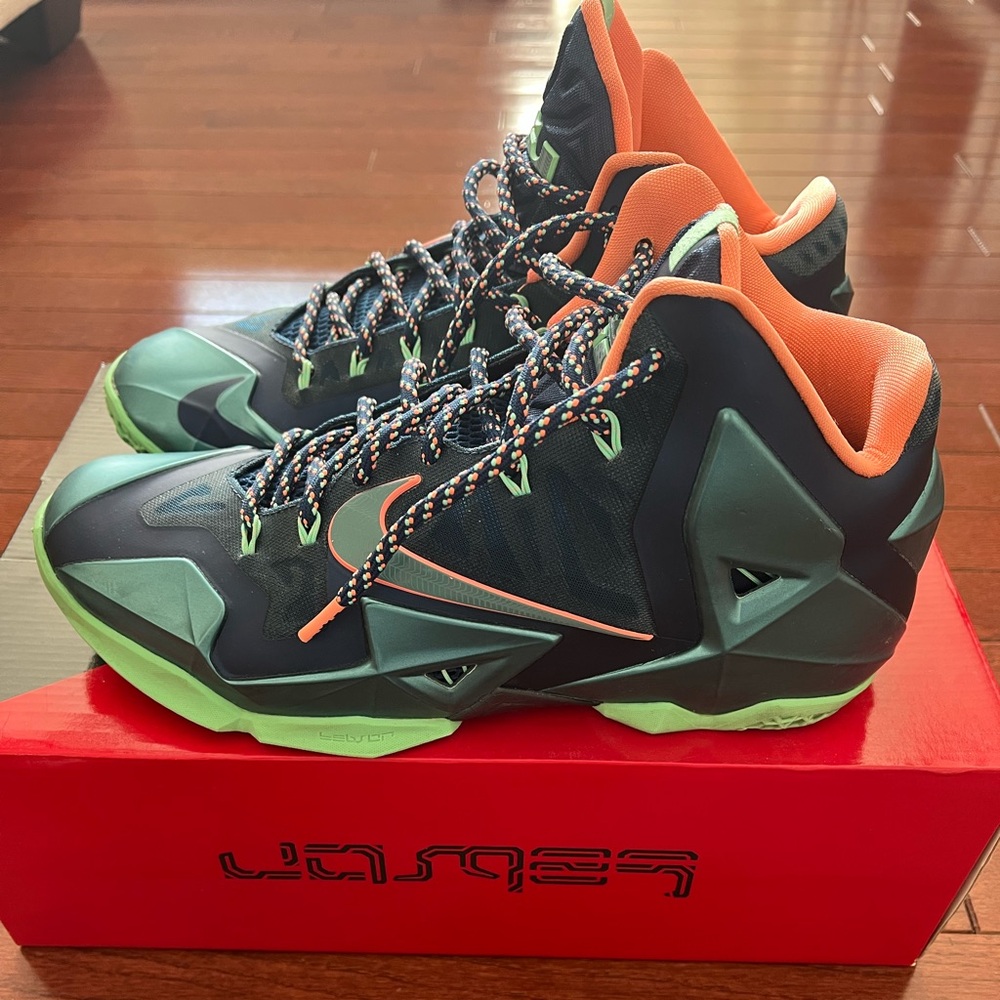Nike LeBron 11 Akron vs Miami